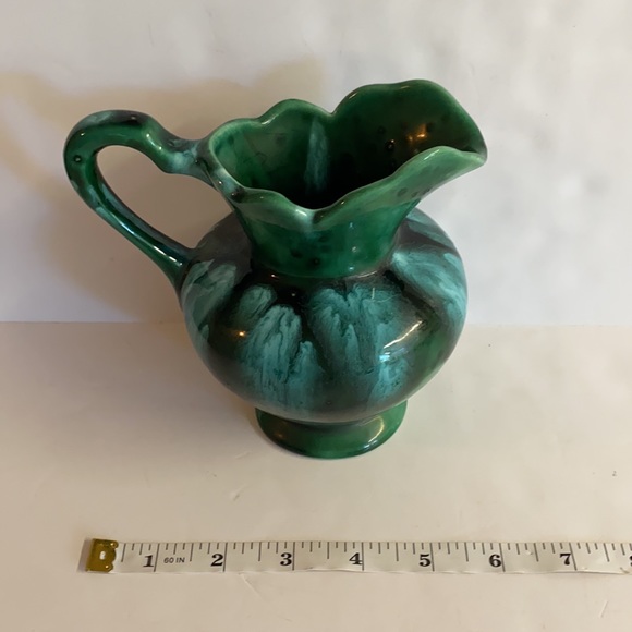 2PC Vintage 1980 Gorgeous Signed handmade pitcher and bow.Rich beautiful color. - Picture 4 of 8